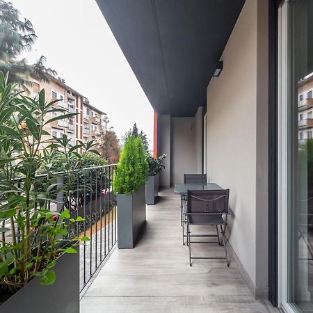 Comfy Apt With Private Parking & Balcony Mailand Exterior foto