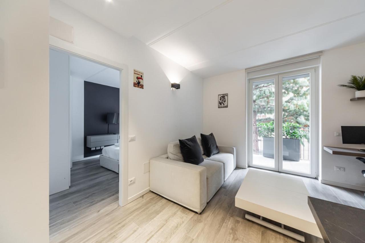 Comfy Apt With Private Parking & Balcony Mailand Exterior foto
