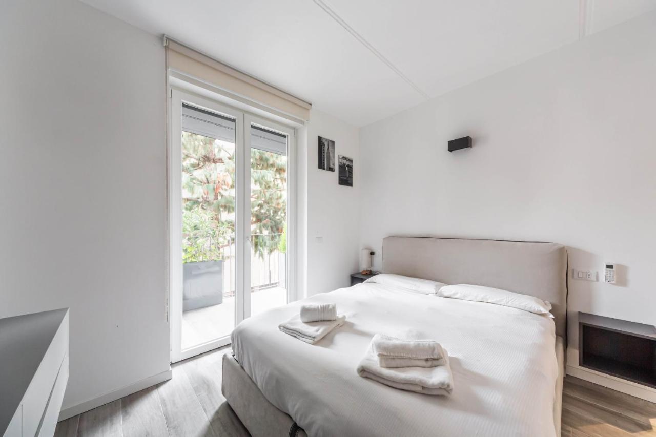 Comfy Apt With Private Parking & Balcony Mailand Exterior foto